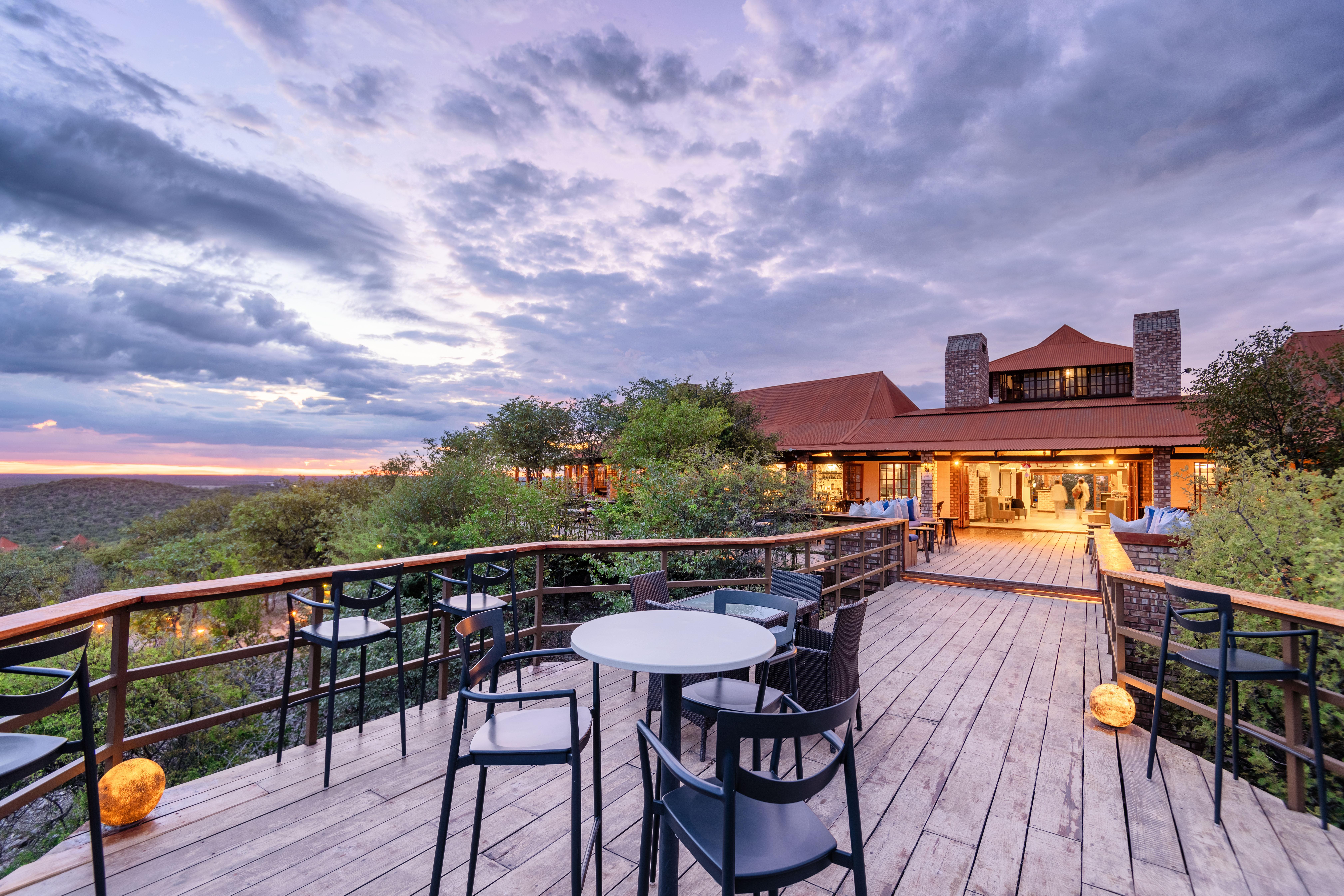 Gondwana Etosha Safari Lodge Okaukuejo Exteriér fotografie