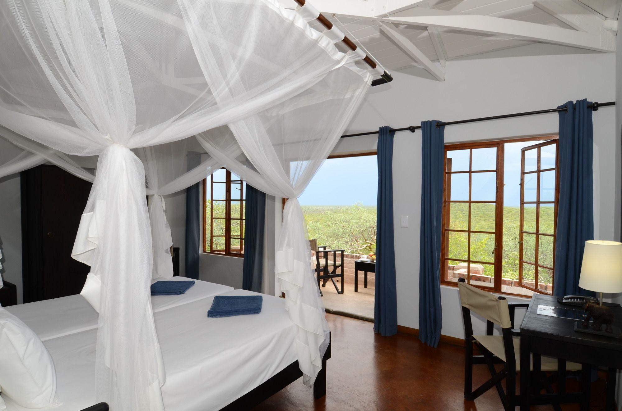 Gondwana Etosha Safari Lodge Okaukuejo Exteriér fotografie