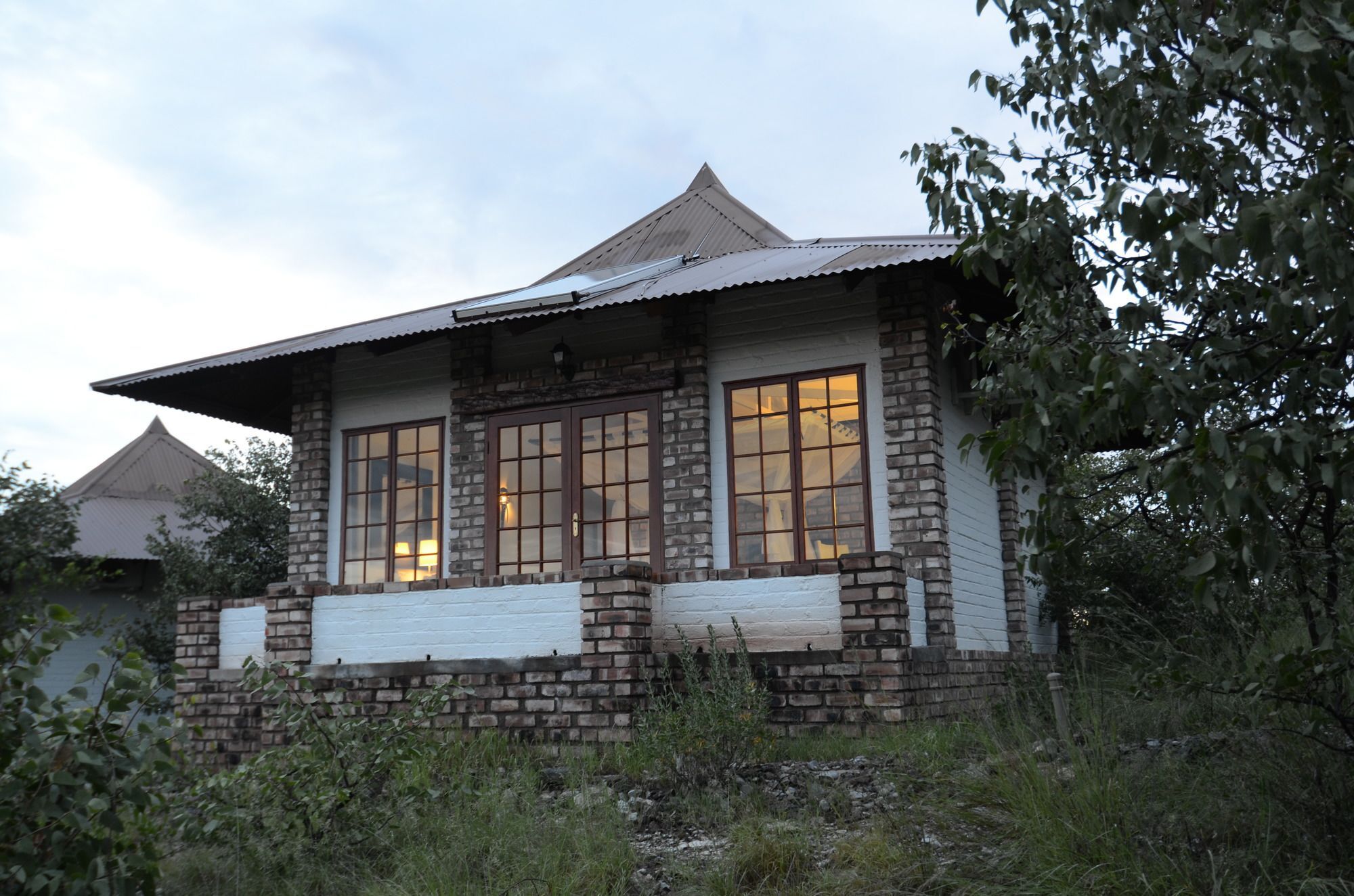 Gondwana Etosha Safari Lodge Okaukuejo Exteriér fotografie